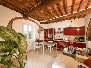 Bilocale in Vendita a Pescia, 78'000&euro;, 58 m²