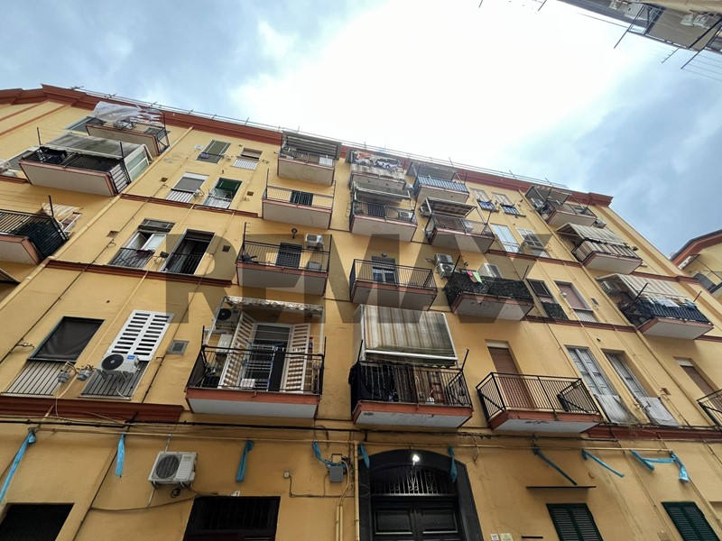 Bilocale in Vendita a Napoli, 137'000&euro;, 60 m²