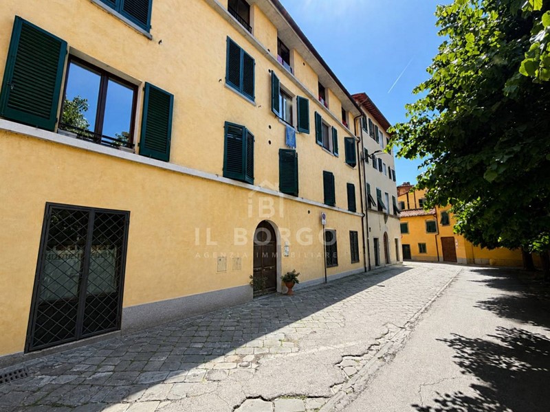 Trilocale in Vendita a Pescia, 119'000&euro;, 81 m²
