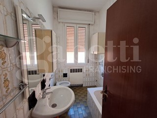 Trilocale in Vendita a Monte San Pietro, 150'000&euro;, 77 m², con Box