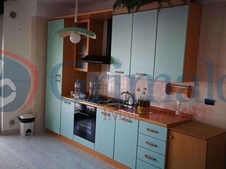 Trilocale in Vendita a Taranto, 140'000&euro;, 100 m², arredato