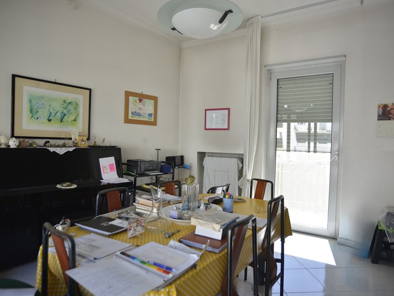 Appartamento in Vendita a Bari, 350'000&euro;, 175 m²