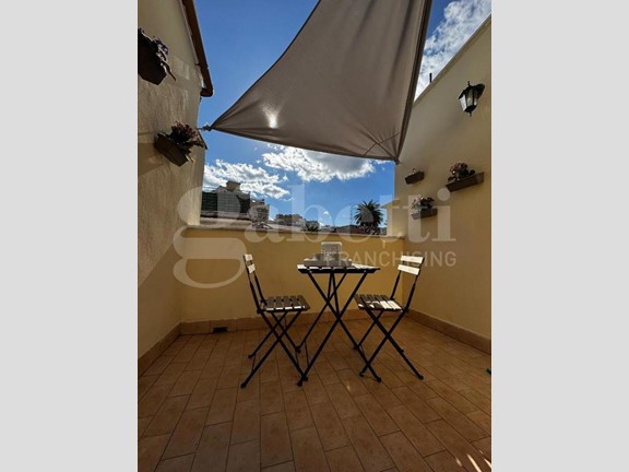 Monolocale in Vendita a Palermo, 105'000&euro;, 41 m², arredato