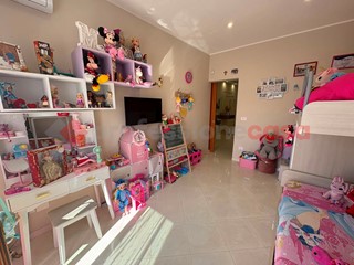 Trilocale in Vendita a Bari, 130'000&euro;, 98 m²