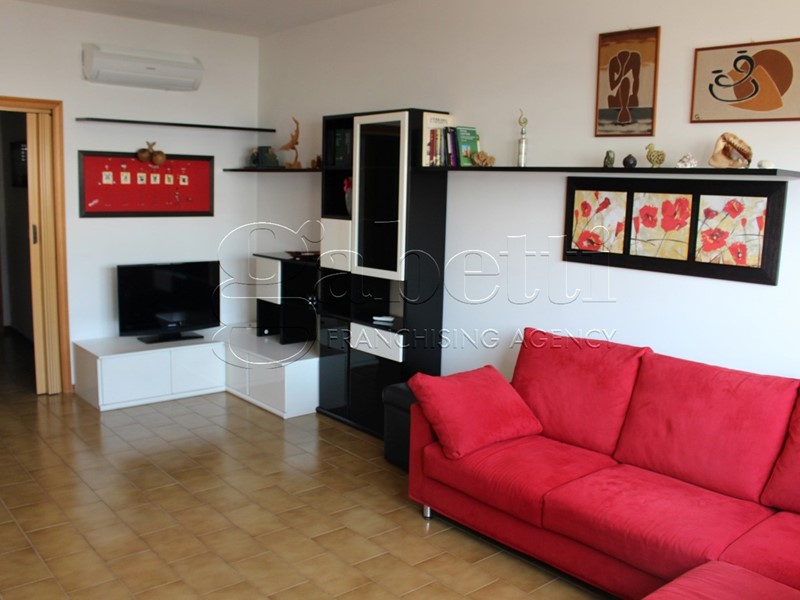 Appartamento in Affitto a Ferrara, 580&euro;, 75 m², arredato