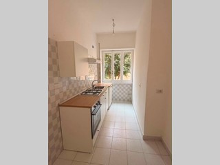 Trilocale in Vendita a Roma, 369'000&euro;, 86 m²