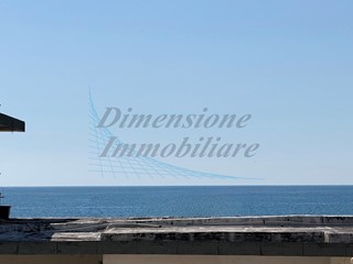Bilocale in Vendita a Rosignano Marittimo, zona Rosignano Solvay, 180'000&euro;, 50 m²