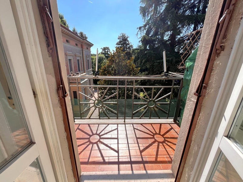 Appartamento in Affitto a Bologna, 1'140&euro;, 124 m², arredato