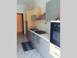 Trilocale in Affitto a Pescara, 1'000&euro;, 110 m², arredato