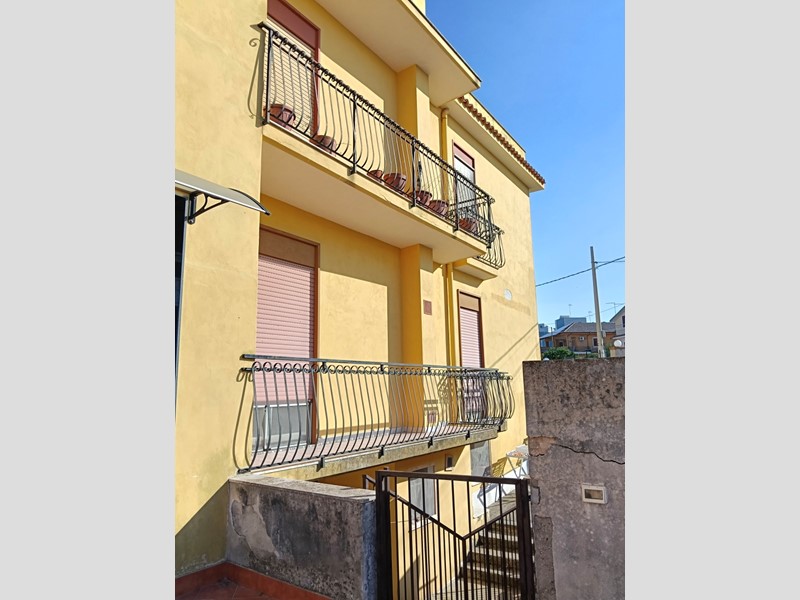 Quadrilocale in Vendita a Melilli, zona CittÃ  Giardino, 135'000&euro;, 120 m², con Box