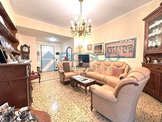 Appartamento in Vendita a La Spezia, zona Est, 279'000&euro;, 125 m², arredato