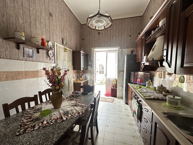 Trilocale in Vendita a Acerra, 49'000&euro;, 92 m²