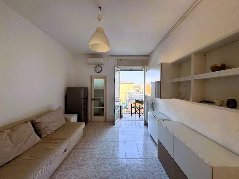 Monolocale in Affitto a Milano, 800&euro;, 33 m², arredato