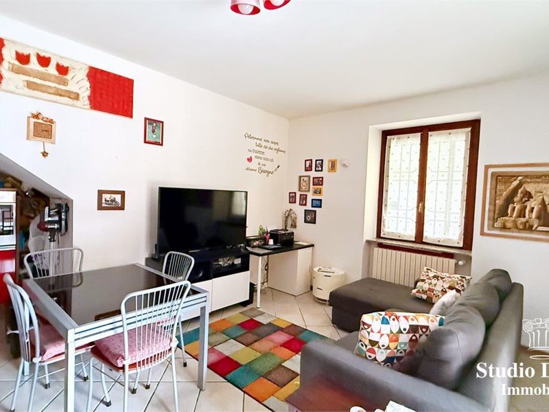 Trilocale in Vendita a Sovico, 148'000&euro;, 75 m²