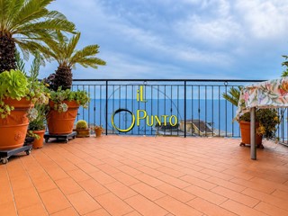 Bilocale in Vendita a Ospedaletti, 290'000&euro;, 43 m²