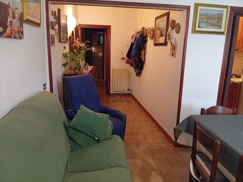 Trilocale in Affitto a Cascina, zona Badia, 780&euro;, 70 m², arredato