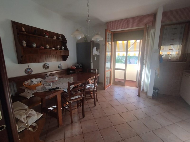 Appartamento in Vendita a Pisa, 289'000&euro;, 115 m², con Box