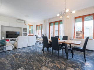 Appartamento in Vendita a Livorno, 275'000&euro;, 131 m²