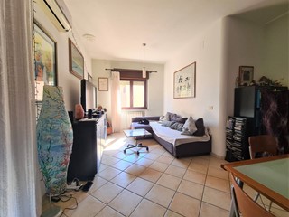 Quadrilocale in Affitto a Catanzaro, 2'000&euro;, 140 m²