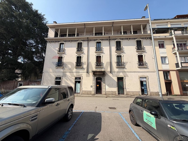 Attico in Vendita a Gallarate, 655'000&euro;, 357 m²