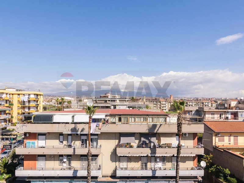 Appartamento in Vendita a Catania, 137'000&euro;, 120 m²