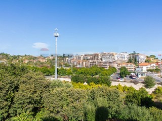 Trilocale in Vendita a Catania, 75'000&euro;, 100 m²