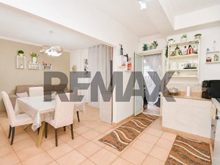 Appartamento in Vendita a Catania, 135'000&euro;, 110 m²