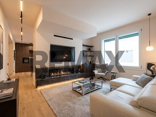 Quadrilocale in Vendita a Sassuolo, 648'000&euro;, 194 m²