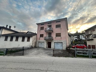 Appartamento in Vendita a Arsiè, 50'000&euro;, 140 m²