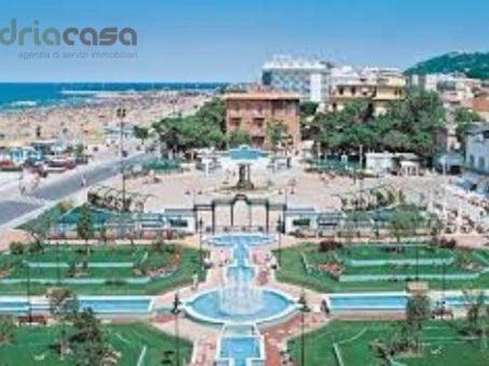 Quadrilocale in Vendita a Cattolica, 480'000&euro;, 130 m²