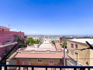 Appartamento in Vendita a Melilli, 65'000&euro;, 120 m²