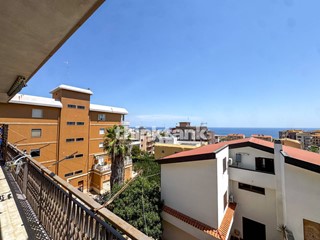 Appartamento in Vendita a Siracusa, 170'000&euro;, 162 m²