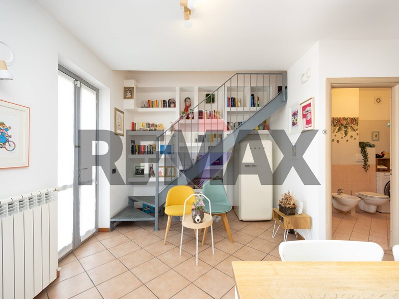 Trilocale in Vendita a Milano, 297'000&euro;, 77 m²