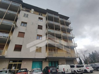 Appartamento in Vendita a Campobasso, 215'000&euro;, 190 m²