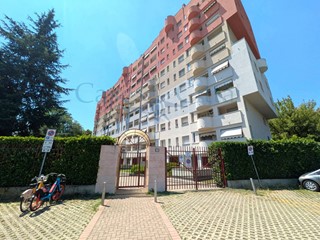 Bilocale in Vendita a Milano, 274'000&euro;, 65 m²