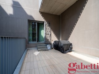Bilocale in Affitto a Milano, 1'200&euro;, 68 m², arredato