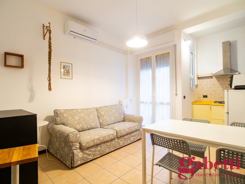 Bilocale in Affitto a Milano, 979&euro;, 50 m²