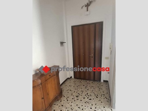 Bilocale in Vendita a Pomezia, 135'000&euro;, 67 m²