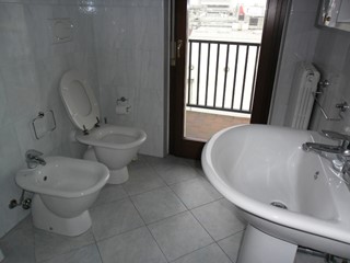 Bilocale in Affitto a Verona, 670&euro;, 50 m², arredato
