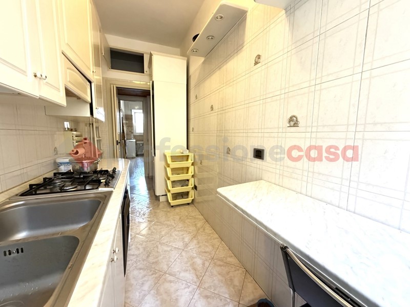 Bilocale in Vendita a Cesano Boscone, 145'000&euro;, 60 m², arredato