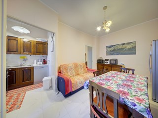 Bilocale in Vendita a Torino, 158'000&euro;, 60 m²