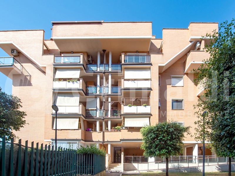 Trilocale in Affitto a Roma, 1'100&euro;, 89 m², arredato