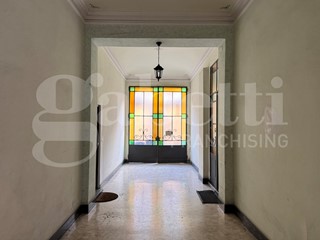 Trilocale in Vendita a Torino, 205'000&euro;, 74 m², arredato
