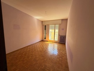 Trilocale in Vendita a Stradella, 90'000&euro;, 75 m²