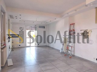 Appartamento in Affitto a Torino, zona Lucento, 750&euro;, 138 m²
