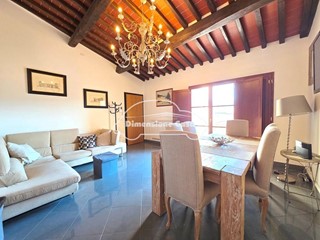Trilocale in Affitto a Lucca, 1'300&euro;, 95 m², arredato