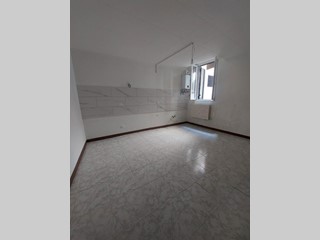 Appartamento in Vendita a Castelfranco di Sotto, 125'000&euro;, 150 m²