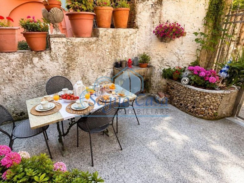Quadrilocale in Vendita a Lerici, 475'000&euro;, 105 m², arredato