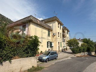 Appartamento in Vendita a Arce, 38'000&euro;, 90 m²
