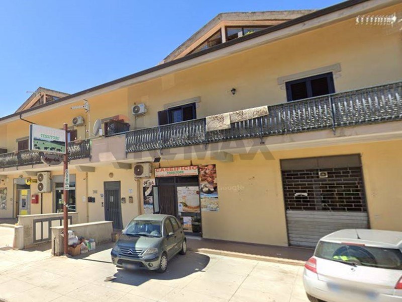 Trilocale in Vendita a Carinola, 88'000&euro;, 104 m²